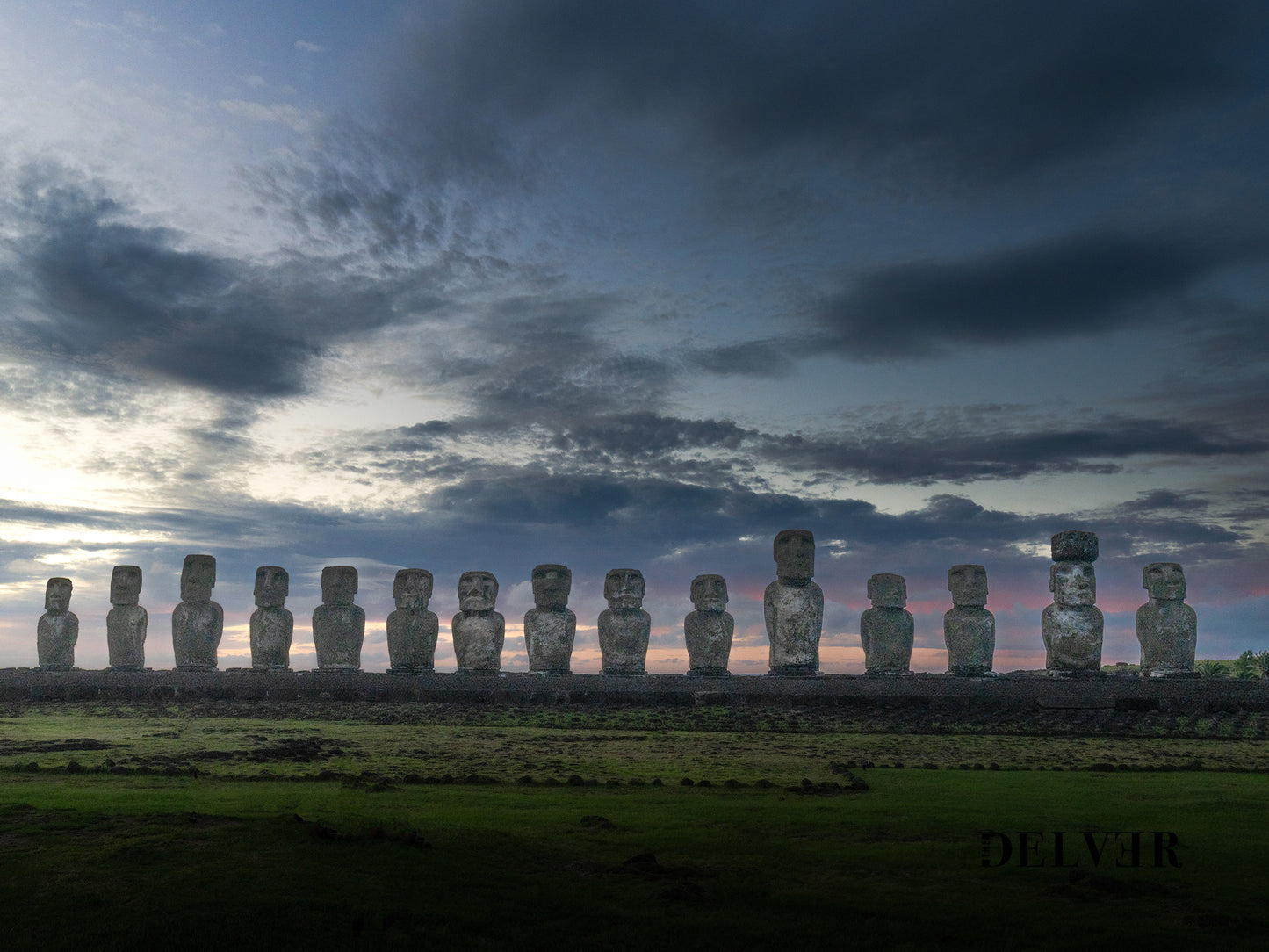 Legends of Rapa Nui – The Majestic 15 Moai Wall Decor